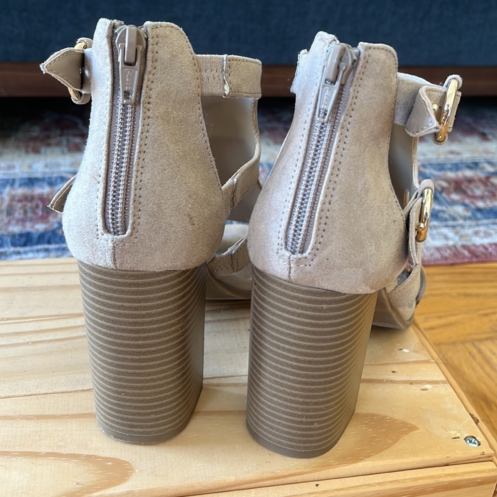 Chunky Heel Sandals - Picture 2 of 4
